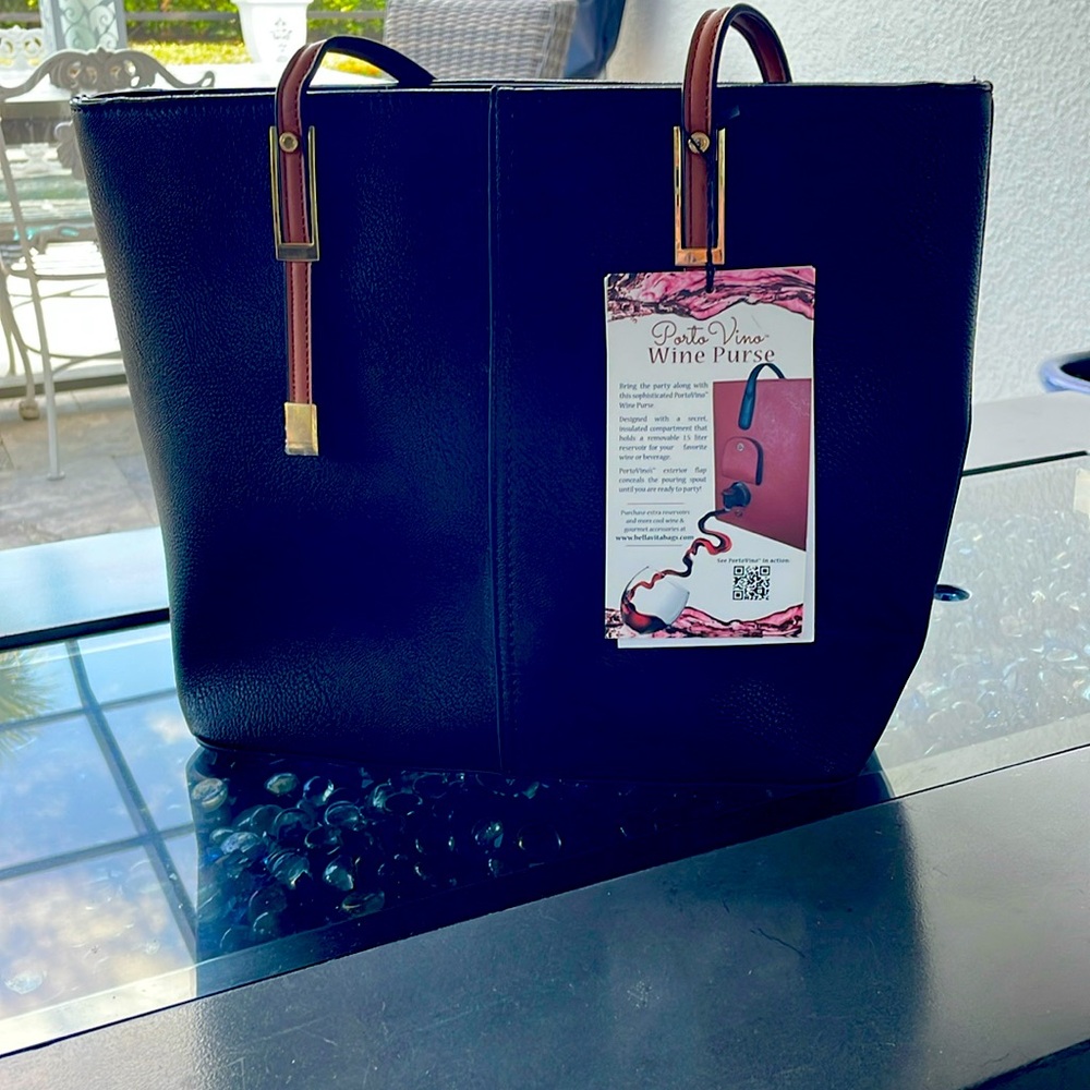 Porto Vino Wine Purse with hidden wine bladder & spout  New With Tags